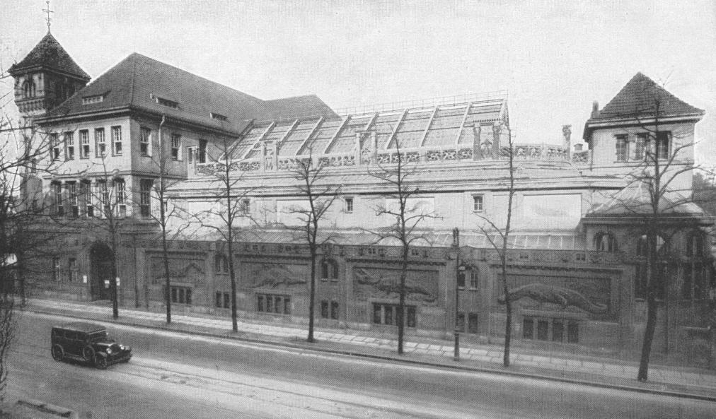 Original Berlin Aquarium Facade